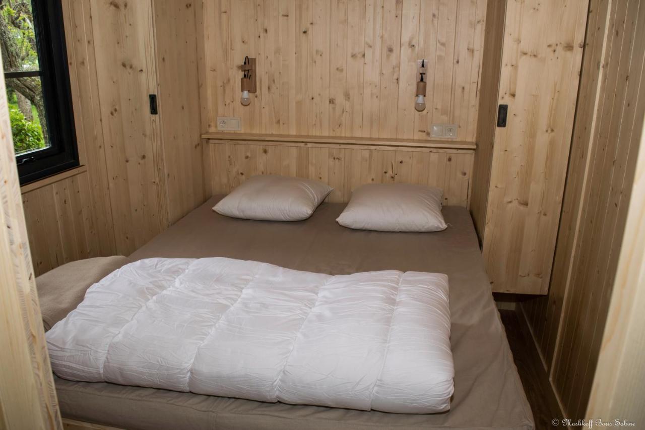ホテル Camping Le Mouliat Moncrabeau エクステリア 写真