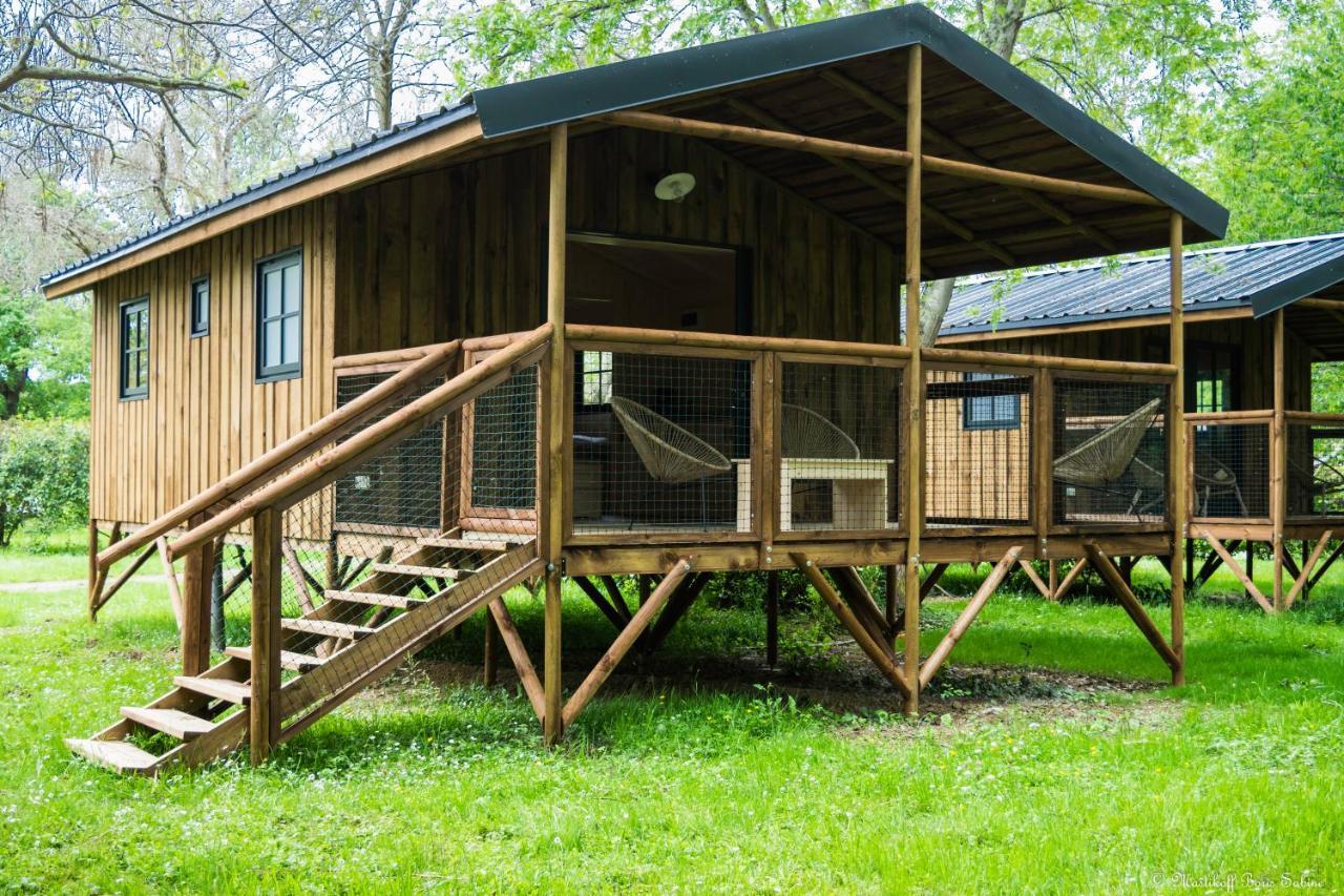 ホテル Camping Le Mouliat Moncrabeau エクステリア 写真